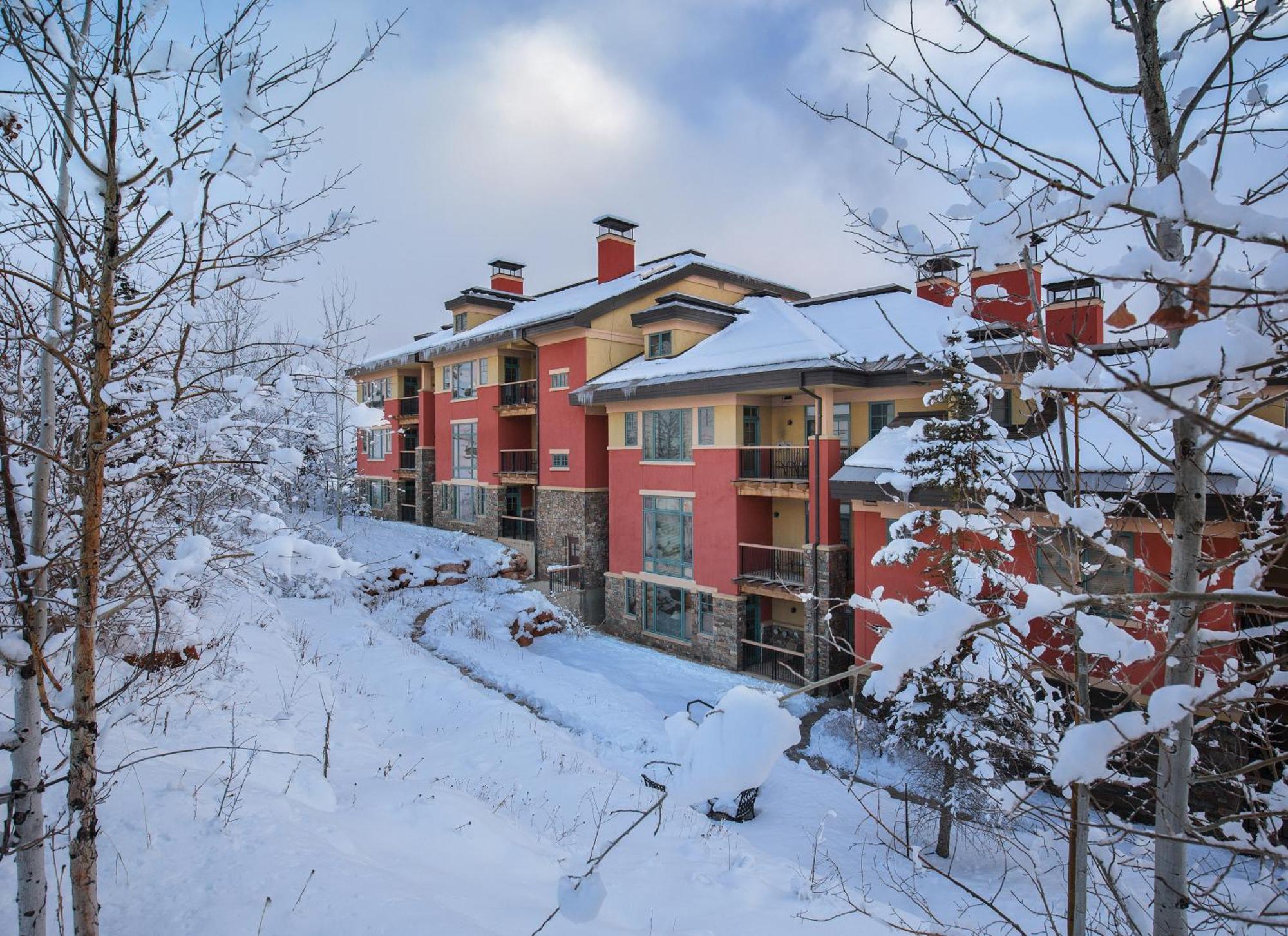 Worldmark Park City Hotel Exterior photo